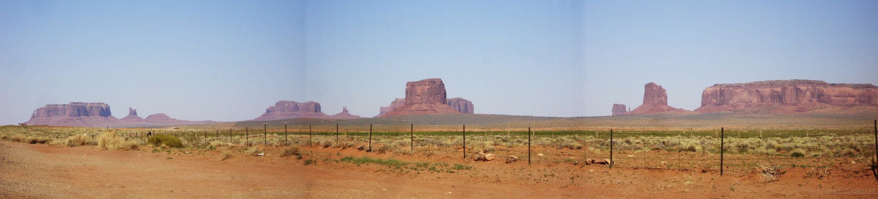DSC02776-Monument-Valley-Panorama.JPG