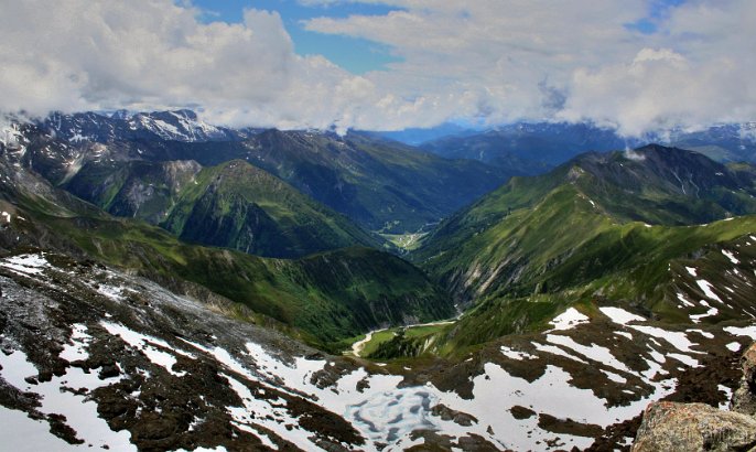IMG_4829-UeberSchmirnStaffelseeHDR.jpg