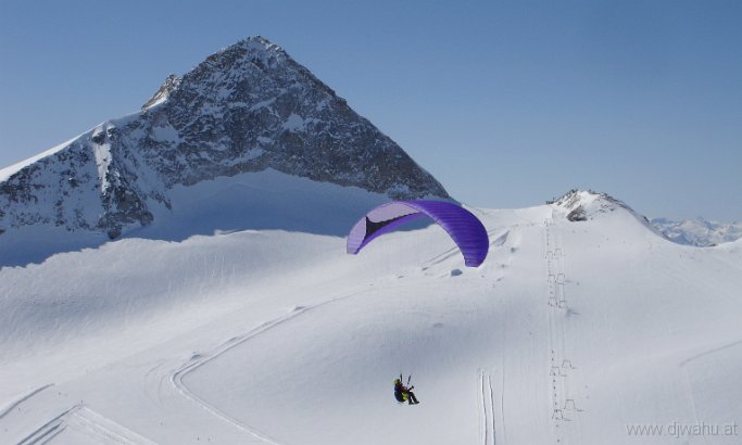 DSC04923-Olperer-Paraglider-.JPG