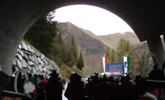 DSC05892-Tunneleroeffnung.jpg